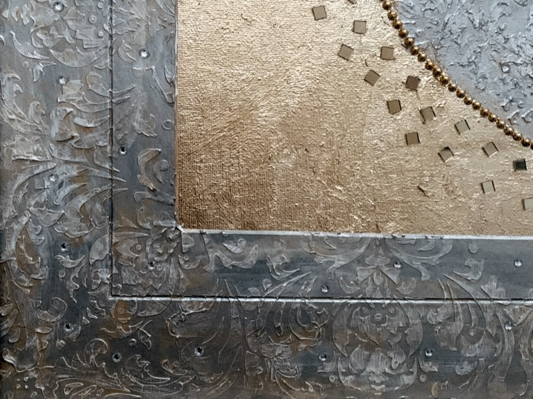 detail christine louise